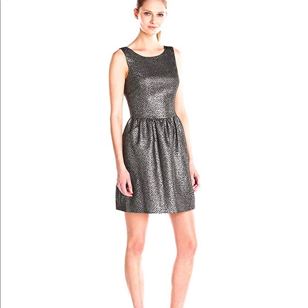 Ivanka Trump Evening Sleeveless Dress Metallic 6